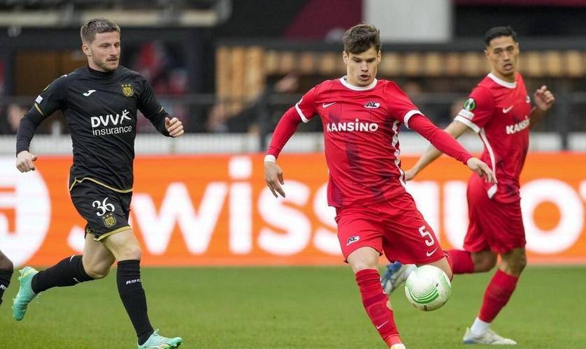 人很容易联 人很容易联