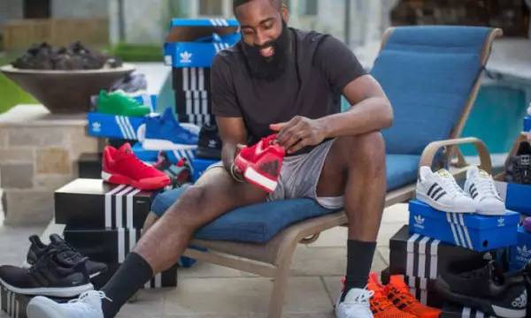 许多牌手忽 许多牌手忽